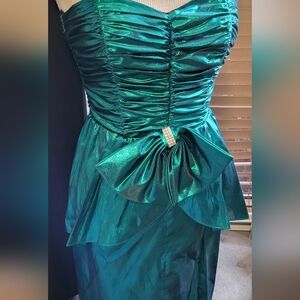 Vintage 80’s Emerald Prom Dress